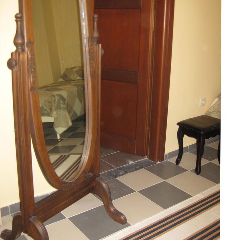 Traditional Hotel Ianthe Vessa Luaran gambar