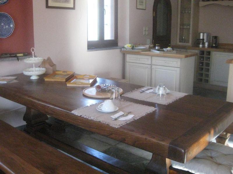 Traditional Hotel Ianthe Vessa Luaran gambar