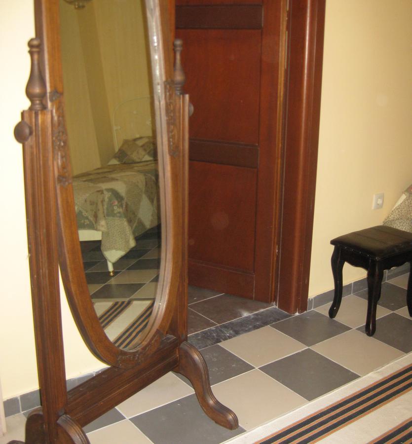 Traditional Hotel Ianthe Vessa Bilik gambar