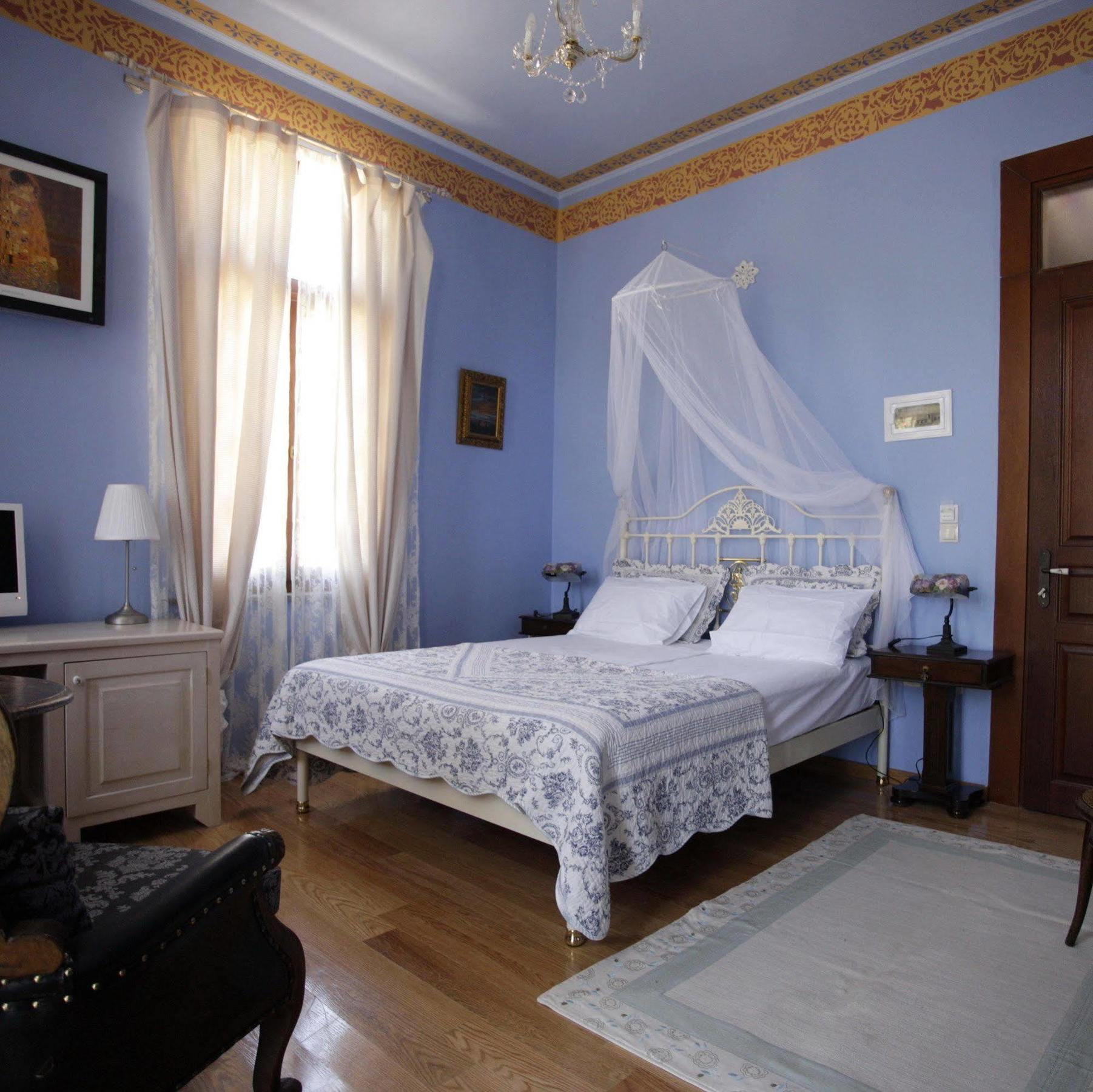 Traditional Hotel Ianthe Vessa Bilik gambar